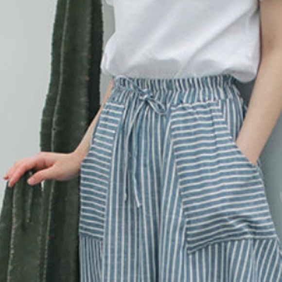 Skirt stripe blue white midi modest size 4 women - Picture 4 of 5